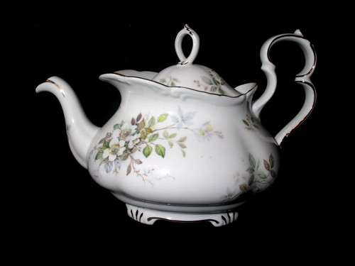 Royal albert haworth teapot - royal,