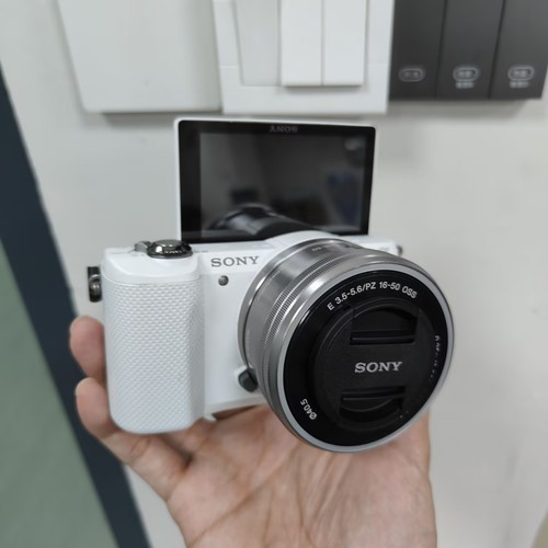 Sony alpha a5000 mp - alpha, 20.1