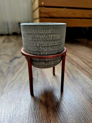 Grey concrete plant pot - concrete,