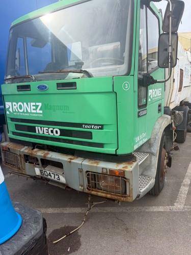 Road sweeper - road,