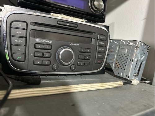 Ford 6000cd car radio - 6000cd, and