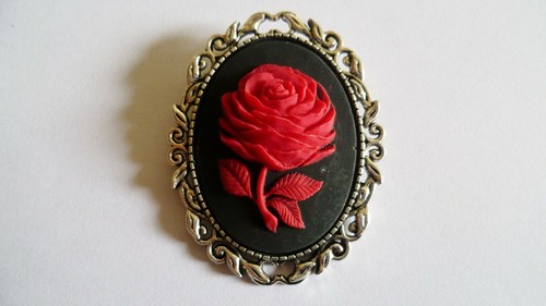 Red rose brooch medieval pin - red,