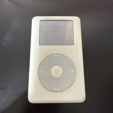 iPod Classic 4th Generation 40GB - White Spares Or Repair