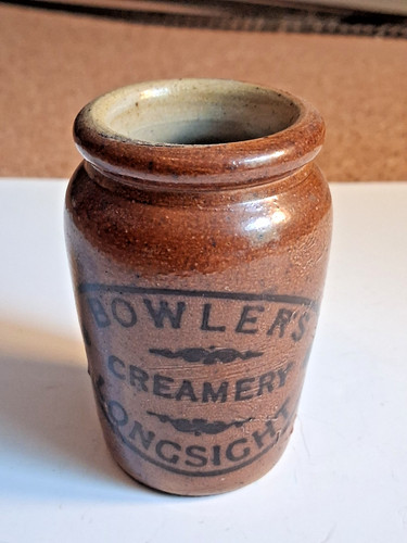 Antique brown cream - antique,