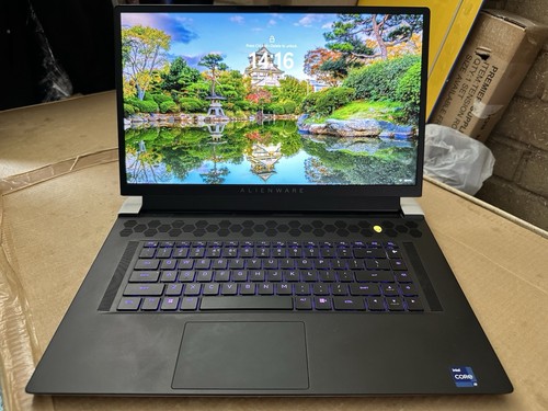 Used alienware x17 - used, r2