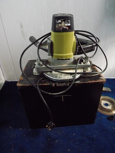 Janser door boss - door,