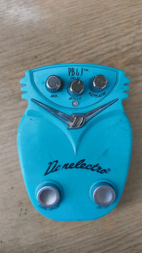 Danelectro guitar delay - pb&j,