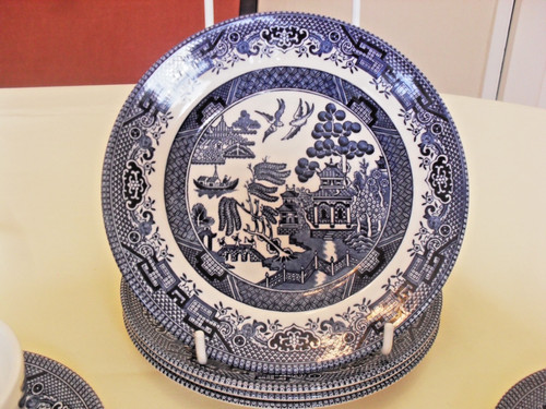 Churchill willow pattern tea - churchill,