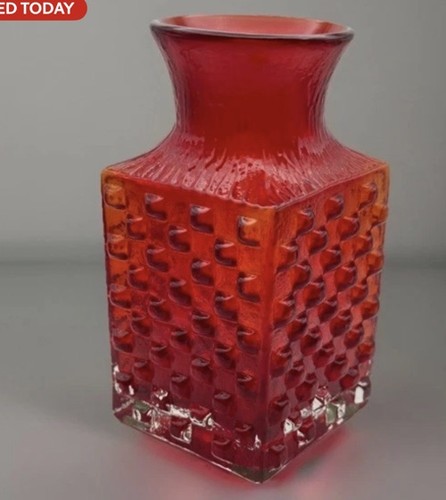 Whitefriars glass chess vase - glass,