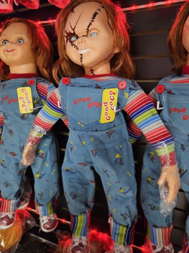 Chucky doll life - chucky,