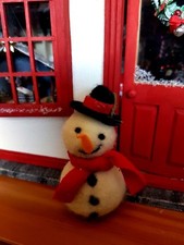 SNOWMAN handmade needle felted 85mm christmas winter 1:12th scale dolls house UH