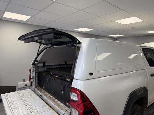 Toyota hilux mk8 - hilux, hardtop