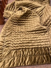 Harlequin Golden Oil Green