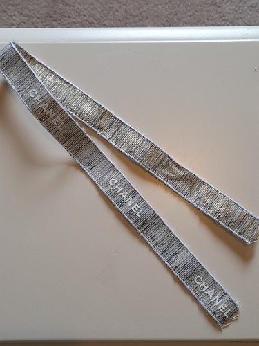 Chanel white gold coloured - white/gold,