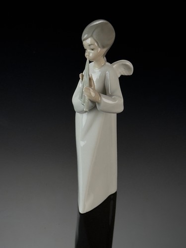 Lladro nao angel - angel, playing
