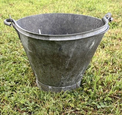 Vintage galvanised bucket - galvanised,