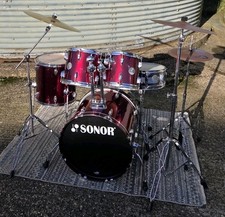 Sonor Force 505  complete drum Kit in very good condition,  5 drums great Kit