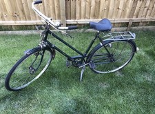 Vintage Retro Triumph 1950’s Bicycle Ladies Green Front and Rear Lights