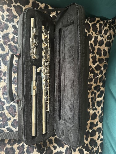 Yamaha flute yfl - , 19