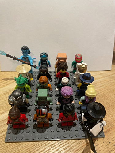 Lego minifigures mixed lot - mixed,