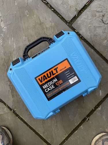 Pelican vault v200 case - pelican,