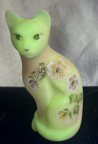 Fenton glass burmese floral - fenton,
