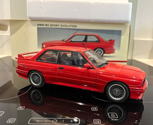 Autoart millennium bmw m3 - 1/18,