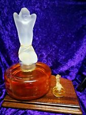 VINTAGE GIANT FACTICE ISADORA BY ROBERT BENSON IN 1976 PERFUME BOTTLE