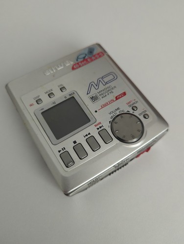 Aiwa mini disc recorder f75 - disc, am-f75