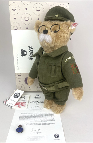 Steiff 2023 captain - 2023, "captain
