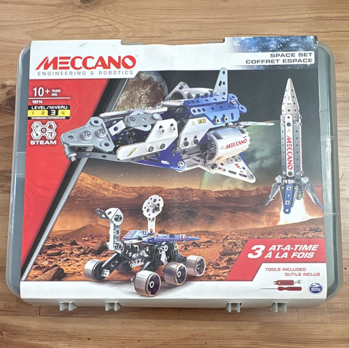 Meccano engineering robotics - meccano,