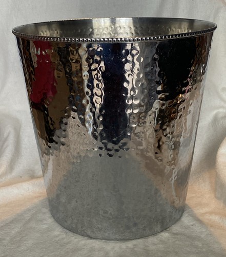 Large champagne wine - large, champagne/wine