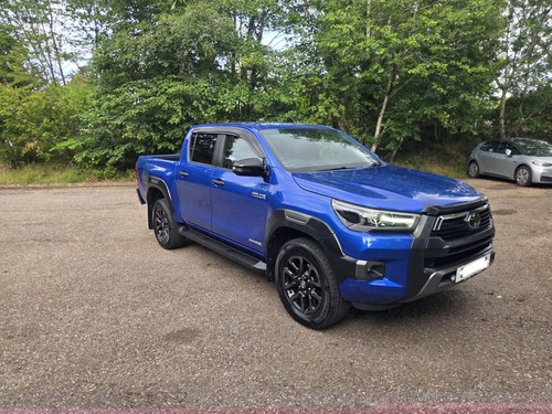 Toyota hilux invincible - hilux, x