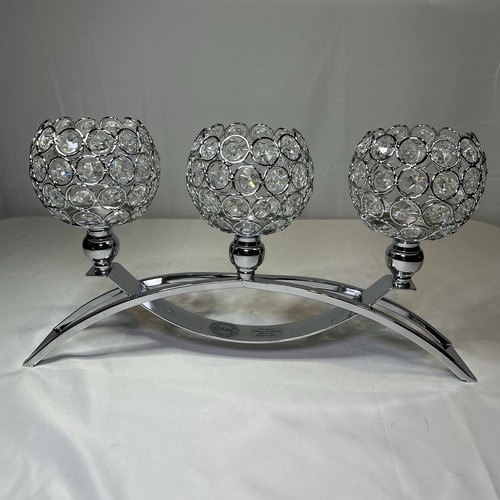 Wide metal arch bridge - metal,