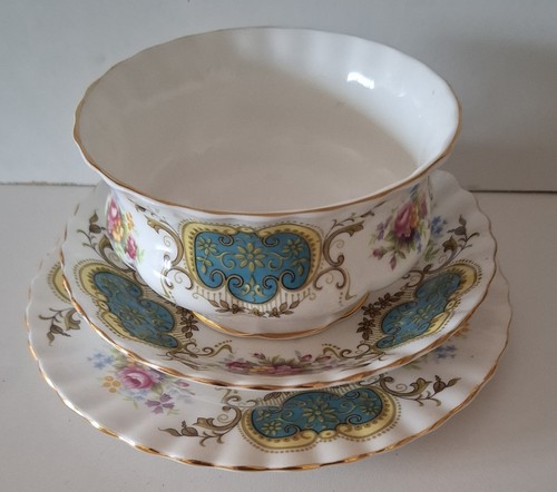 Vintage royal albert bone - royal,