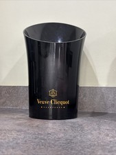 Veuve clicquot champagne - champagne, ice