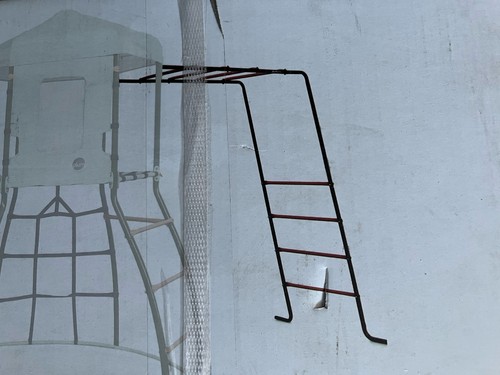 Plum play climbing - play,