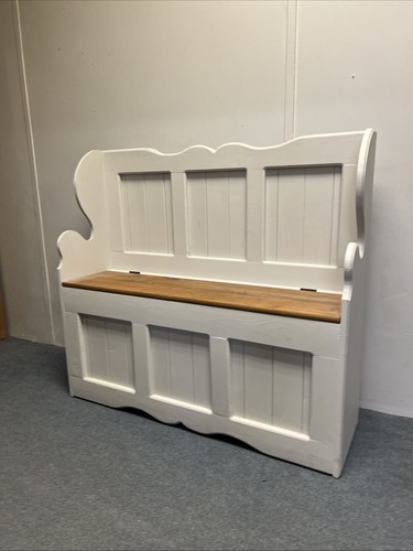 Painted light grey pine pew - light,