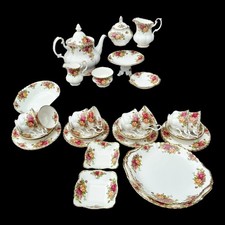 **ROYAL ALBERT** OLD COUNTRY