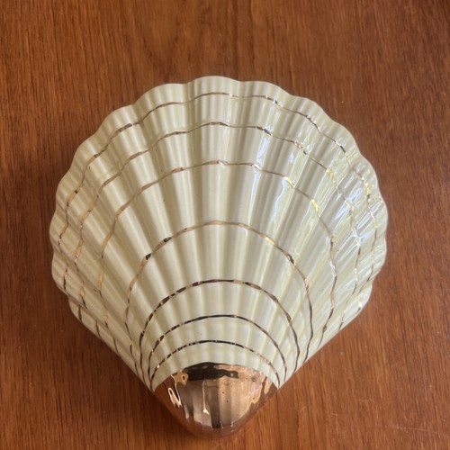 Vintage sadler shell wall - sadler,