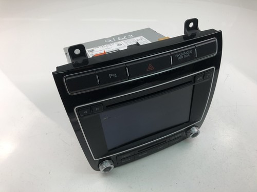 Touareg 7p5 music player - touareg,