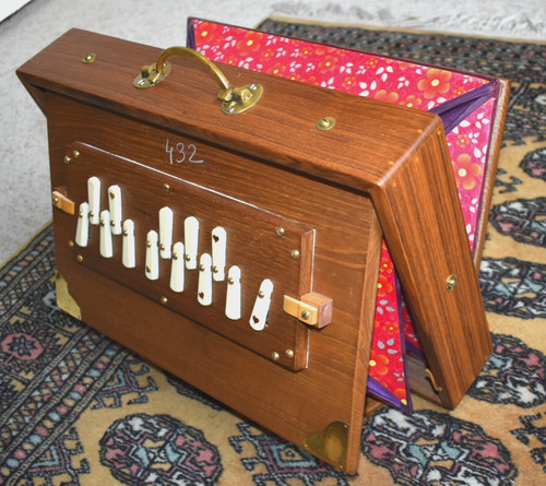 Shruti box 432 - shruti,