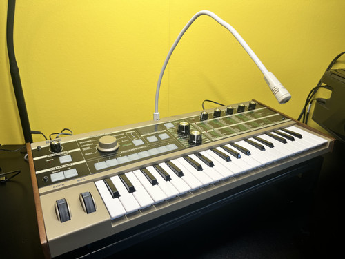 Korg microkorg synthesizer - microkorg,
