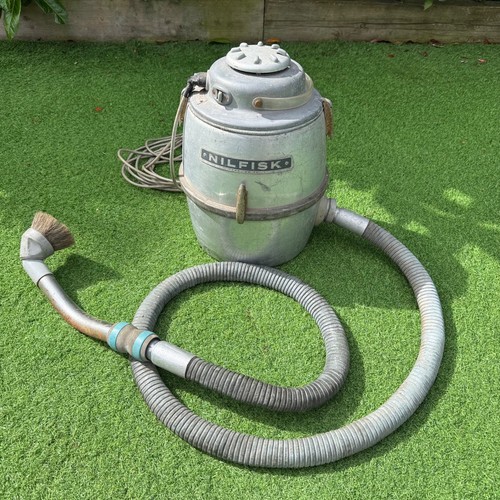 Nilfisk ga70 vacuum cleaner - nilfisk,