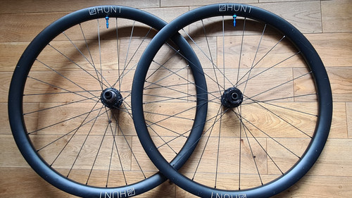 Hunt carbon gravel - 35,