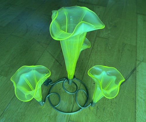 Antique uranium glass - glass, epergne