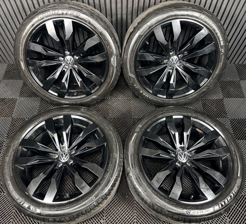 Touareg suzuka black r - black,