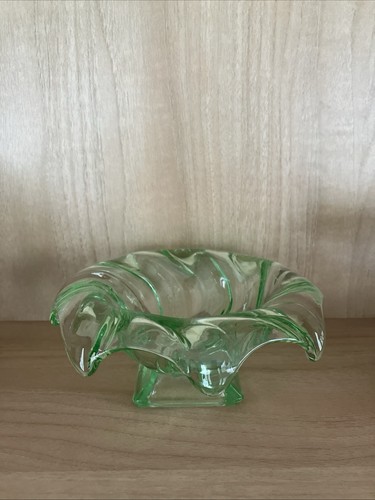 Vintage art deco green - art, bagley