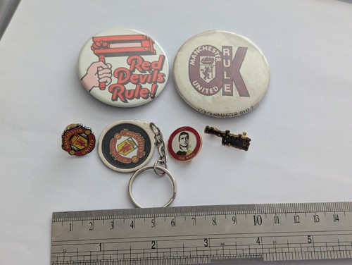 Manchester united pin - united,