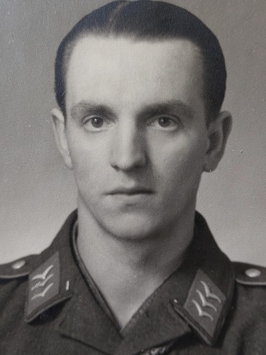 Ww2 german luftwaffe photo - german,